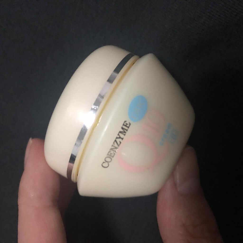 ちむすのクチコミ「お泊まりの際にクリームを忘れ、急遽マツキヨへ。
20g800円くらいだったかなぁ。

テクスチ.....」（1枚目）