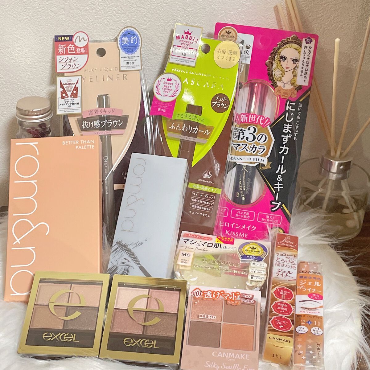 a on LIPS 「LIPS初購入🫣♡♡♡ブラウンメイクセットが良すぎたーーーーー..」(2枚目)