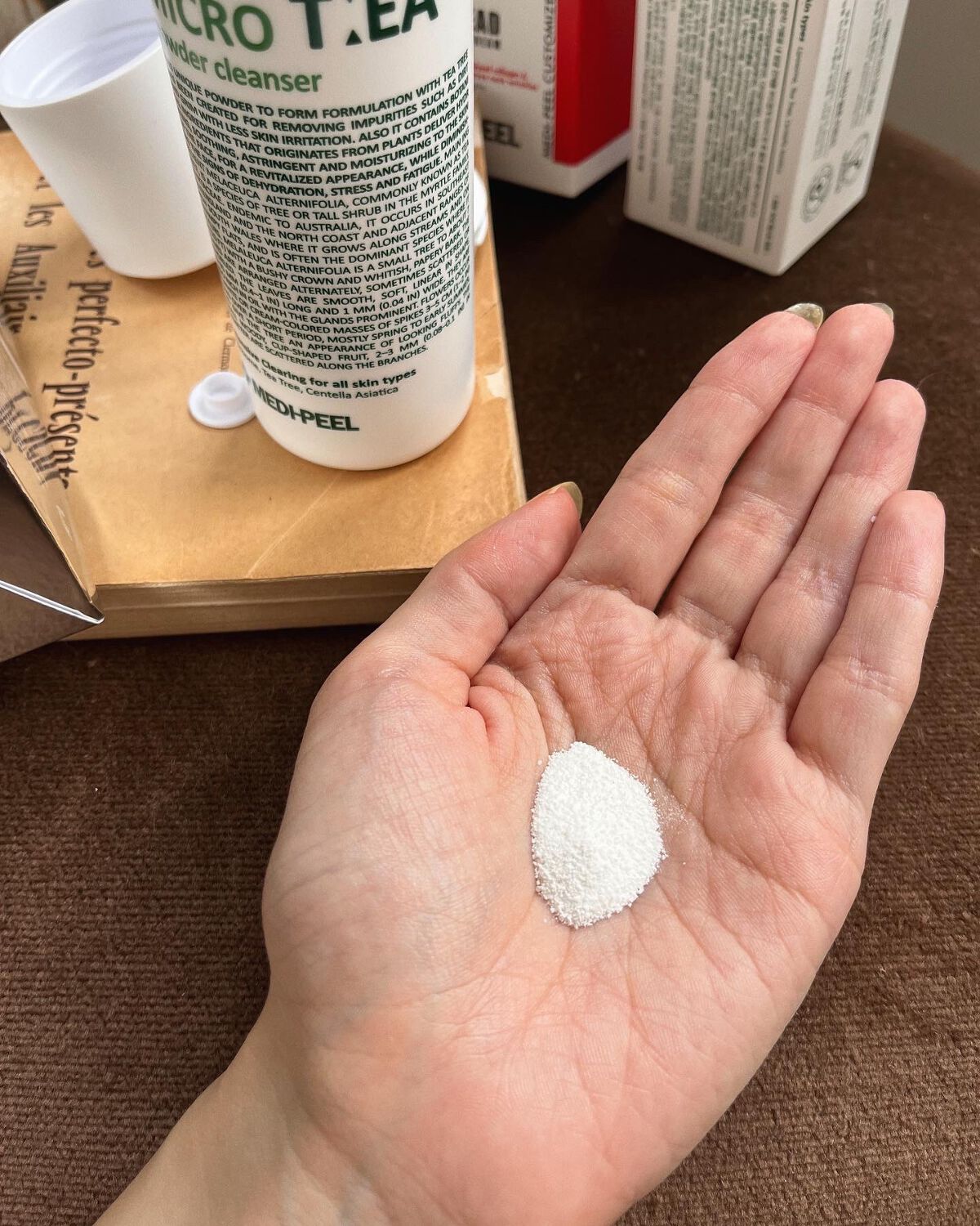 PEPTIDE 9 VOLUME ESSENCE /MEDIPEEL/美容液を使ったクチコミ(4枚目)