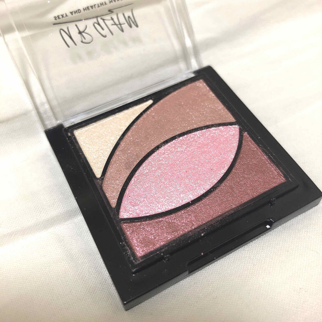 UR GLAM　VELVET EYE COLOR PALETTE/U R GLAM/アイシャドウパレットを使ったクチコミ（2枚目）