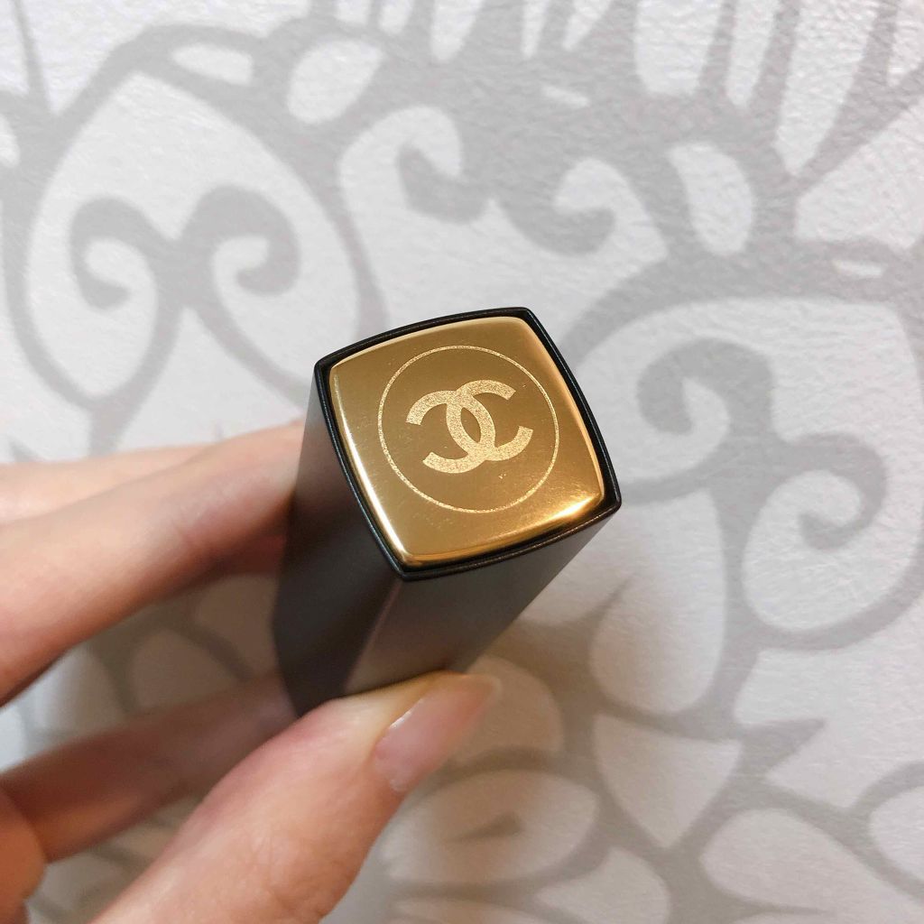 ルージュ アリュール ヴェルヴェット 69 アプストレ/CHANEL/口紅を使ったクチコミ（3枚目）