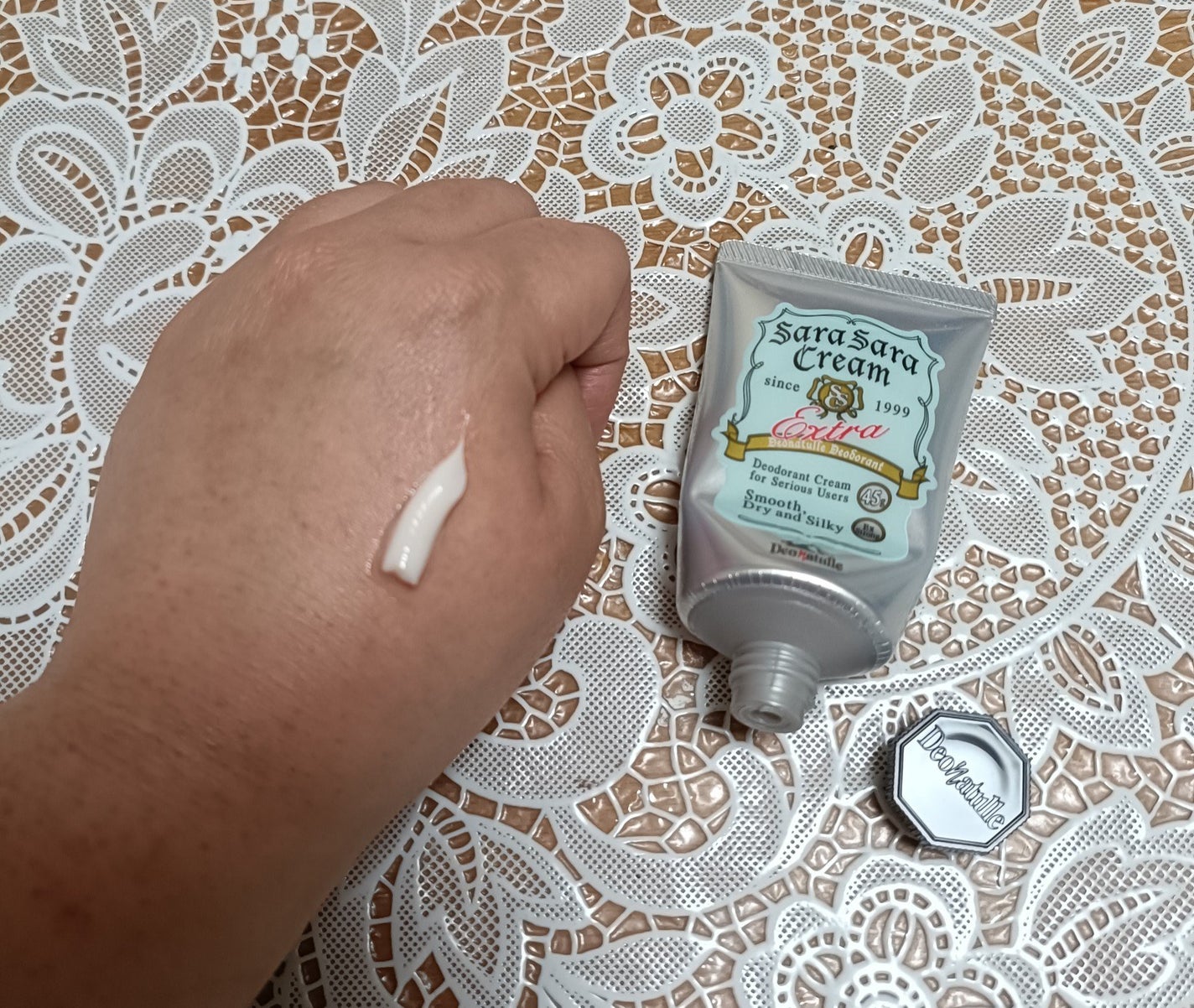 薬用足指さらさらクリーム/デオナチュレ/デオドラント・制汗剤を使ったクチコミ(2枚目)