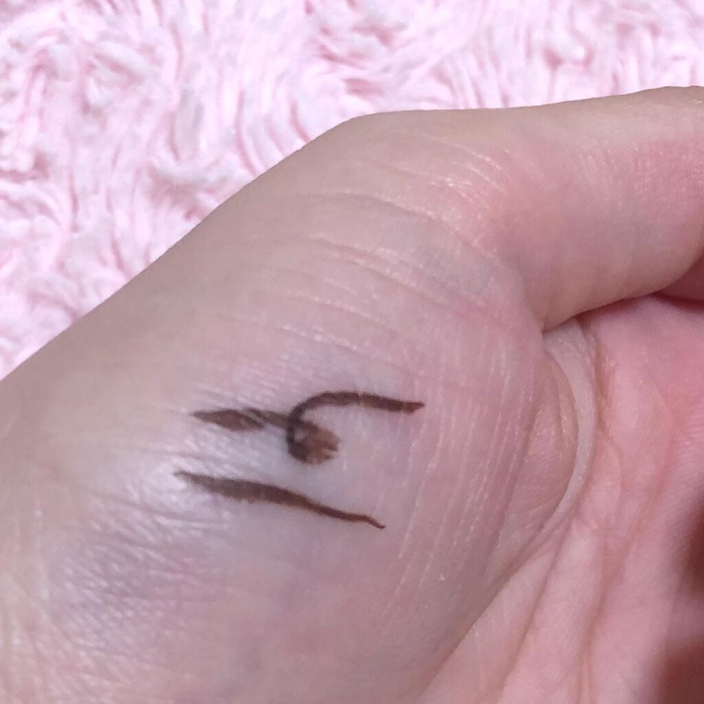 スキルレスライナー/LUMIURGLAS/リキッドアイライナーを使ったクチコミ(3枚目)