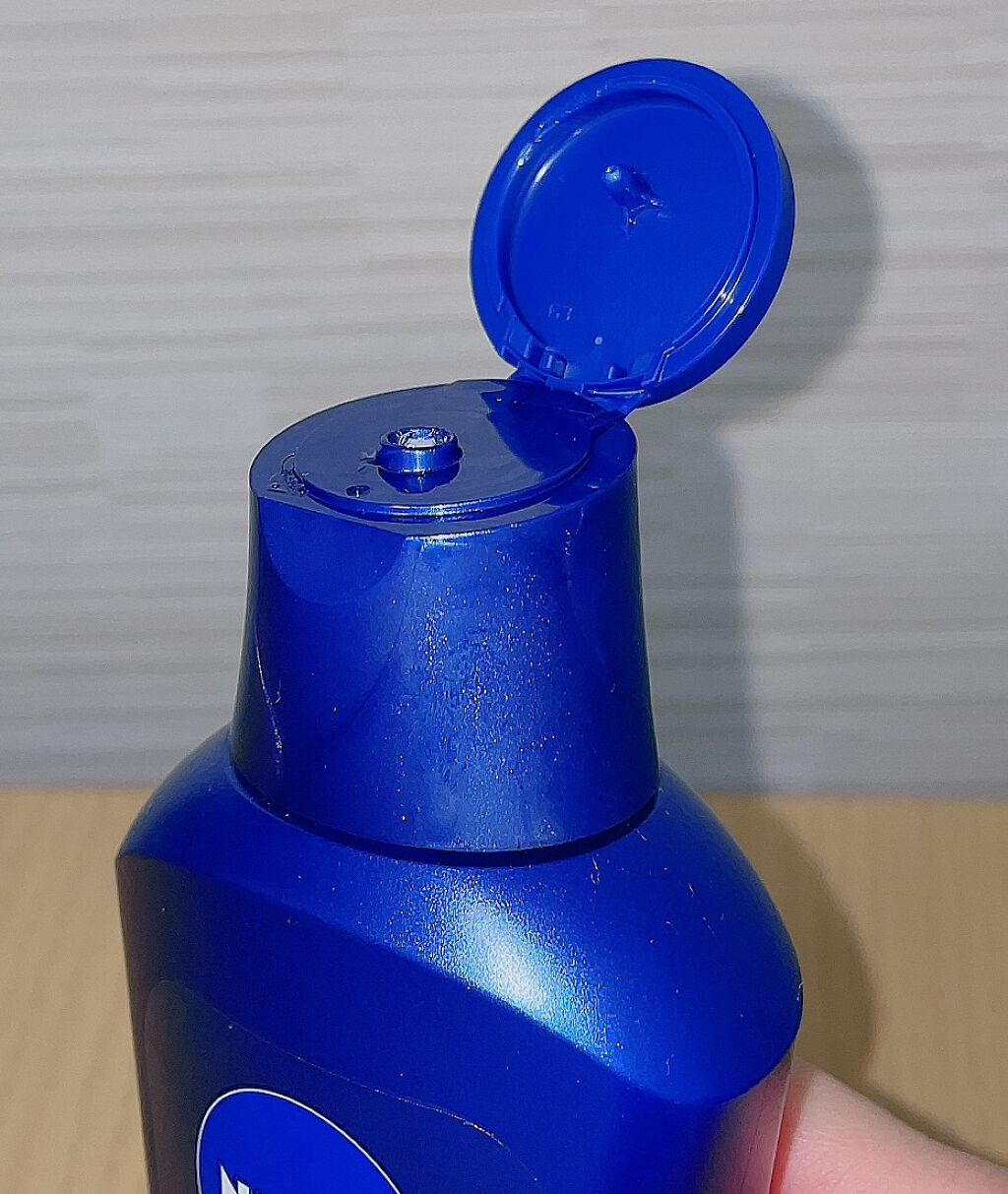 ニベア ロイヤルブルーボディミルク 美容ケア/ニベア/ボディミルクを使ったクチコミ（2枚目）