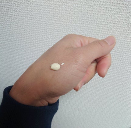 wakemake ビタミンウォータリートックグロウトーンアップローションのクチコミ「ビタミンCは朝に使うと、日焼けのダメージから肌を守ってくれるので、日焼け止めにビタミンCが配合.....」(2枚目)