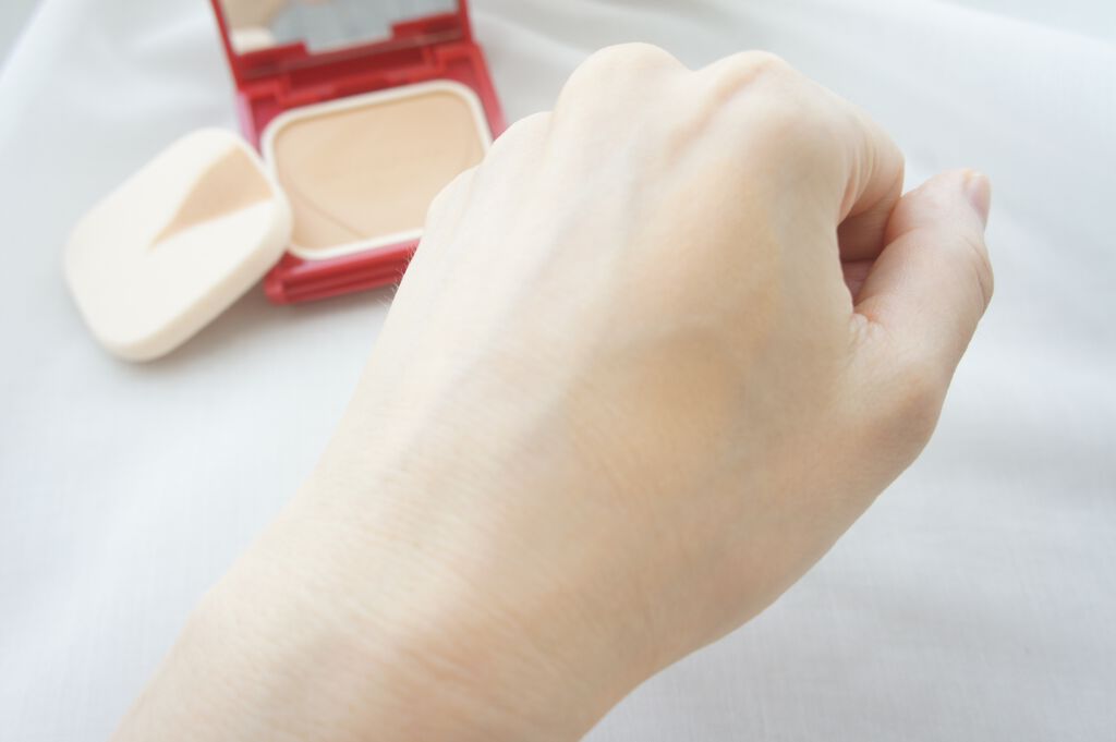 プロフィニッシュファンデーション/インテグレート/パウダーファンデーションを使ったクチコミ（2枚目）