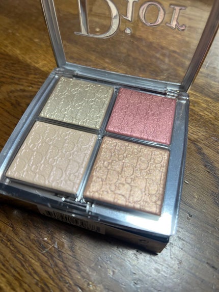 ディオール バックステージ フェイス グロウ パレット/Dior/ハイライトを使ったクチコミ(1枚目)