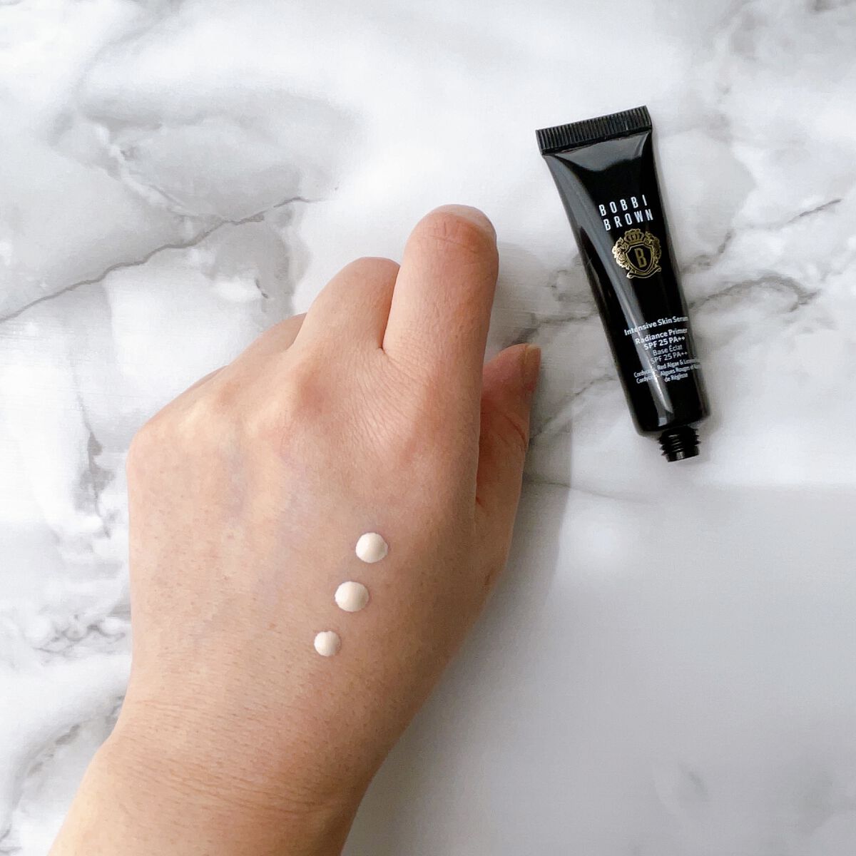 インテンシブ セラム ラディアンス プライマー 15ml (ミニサイズ)/BOBBI BROWN/化粧下地を使ったクチコミ（2枚目）