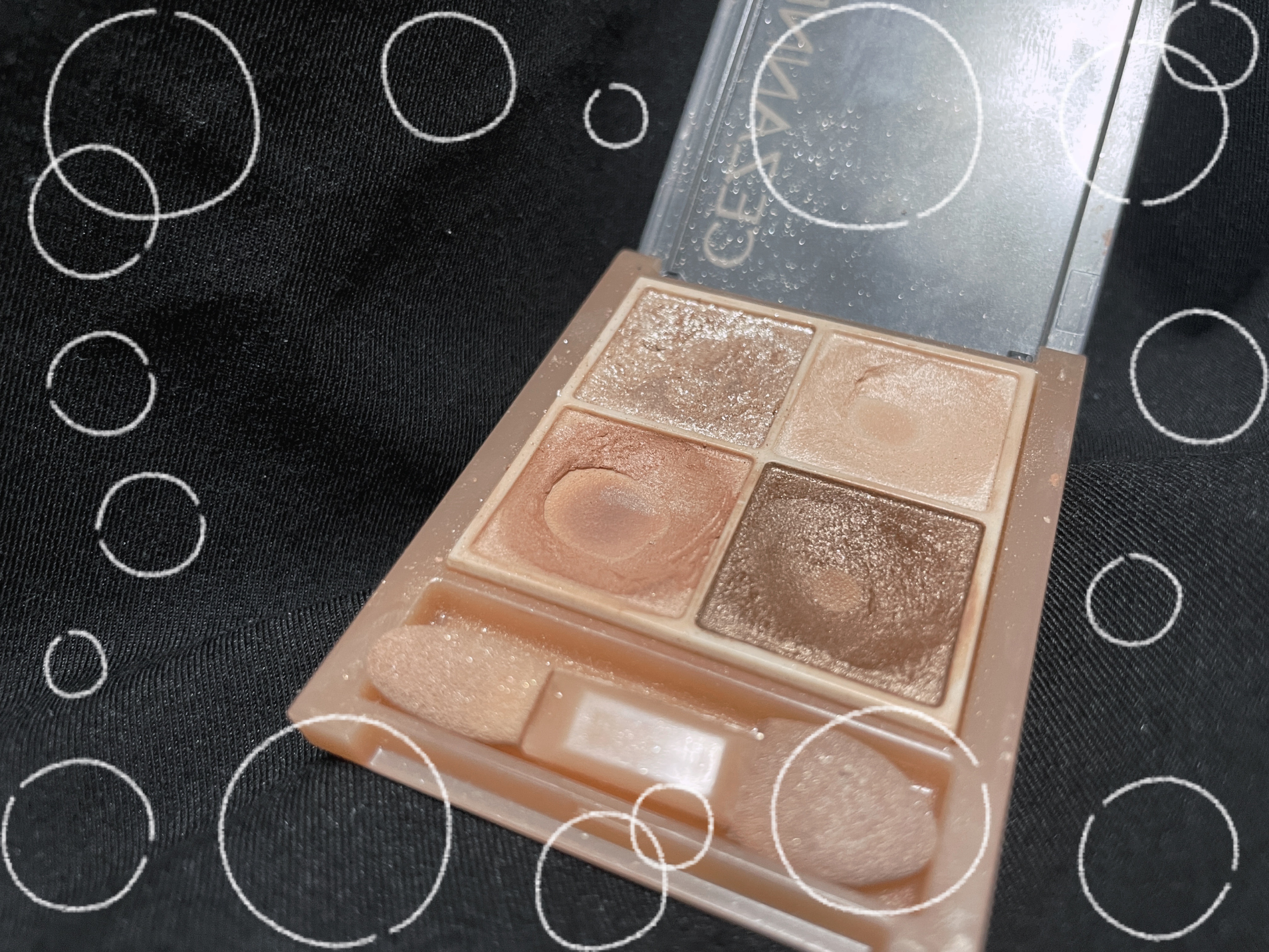 ベージュトーンアイシャドウ/CEZANNE/アイシャドウパレットを使ったクチコミ（1枚目）