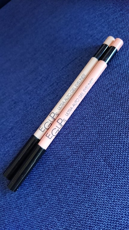 EGLIPS ウルトラオートジェルアイライナー ホリックシリーズのクチコミ「EGLIPS ULTRA AUTO GEL EYELINER 0.5g
05 デートホリック
.....」(2枚目)