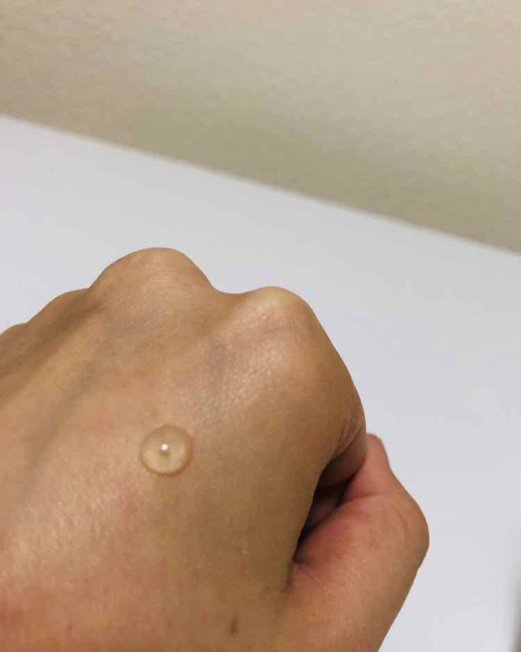 ONLY MINERALS 薬用ホワイトニングジュレのクチコミ「ONLY MINERALS 薬用ホワイトニングジュレ。美白導入美容液。医薬部外品。

洗顔後の.....」（2枚目）