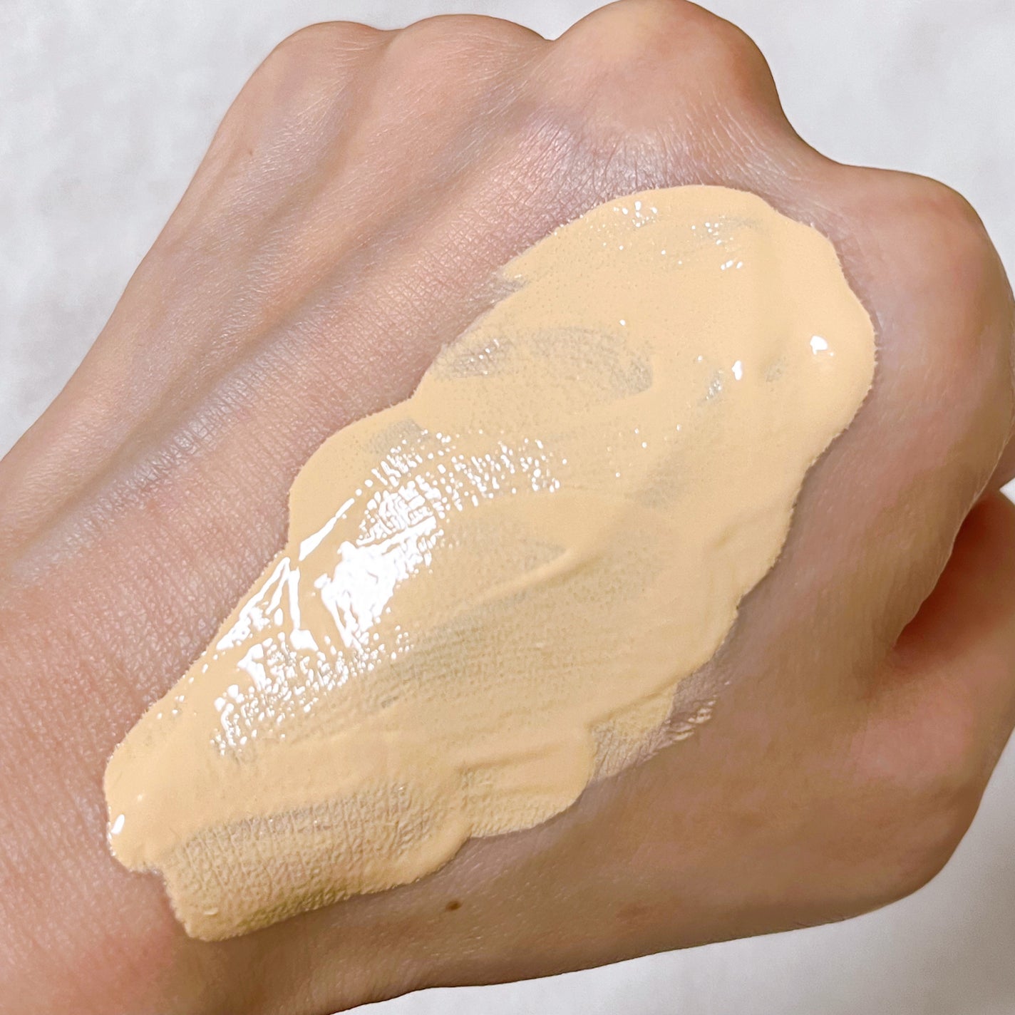 ウォーターベルベットカバーファンデーション/wakemake/リキッドファンデーションを使ったクチコミ(3枚目)