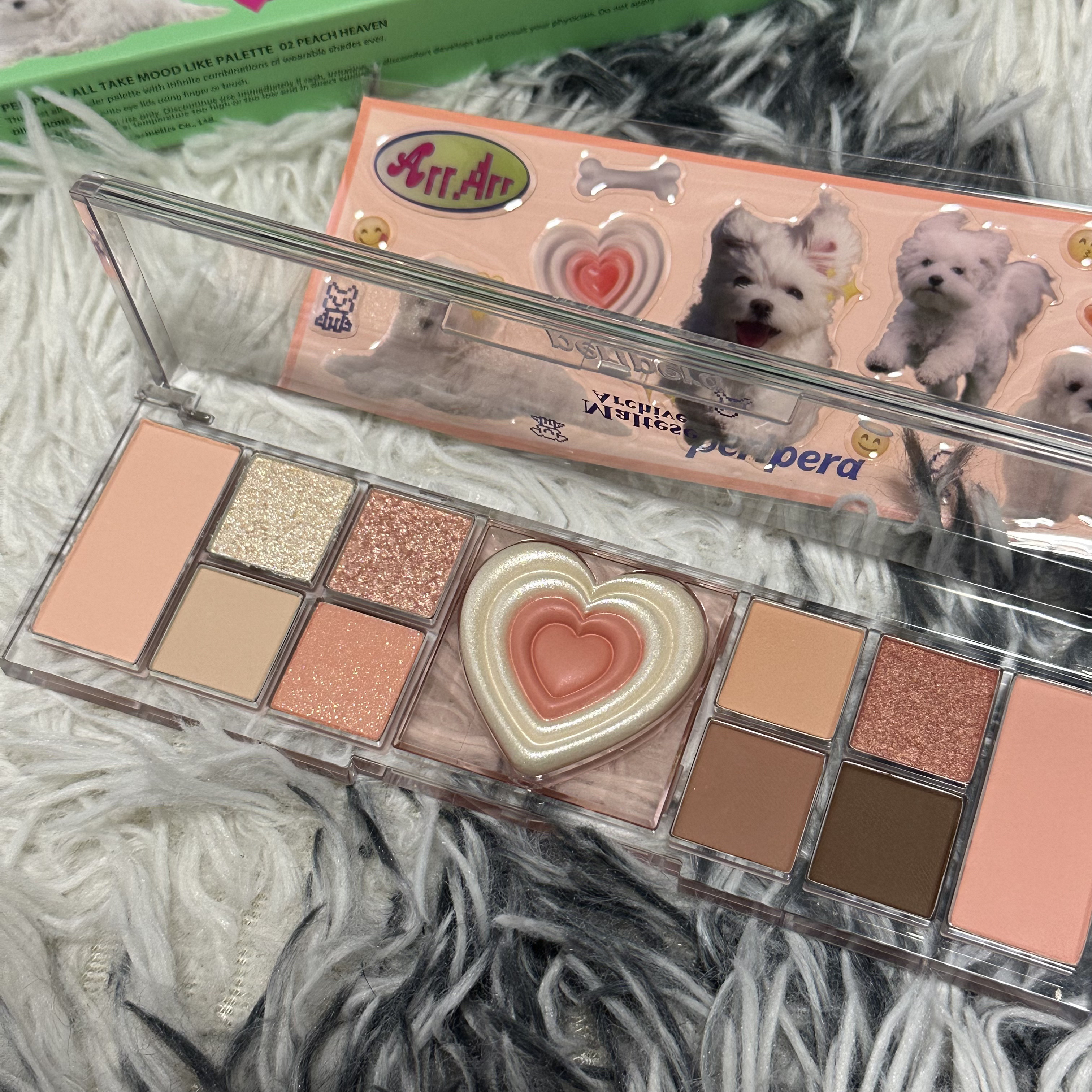 オールテイクムードライクパレット 02 ピーチ ヘブン(PEACH HEAVEN)/PERIPERA/アイシャドウパレットを使ったクチコミ（2枚目）