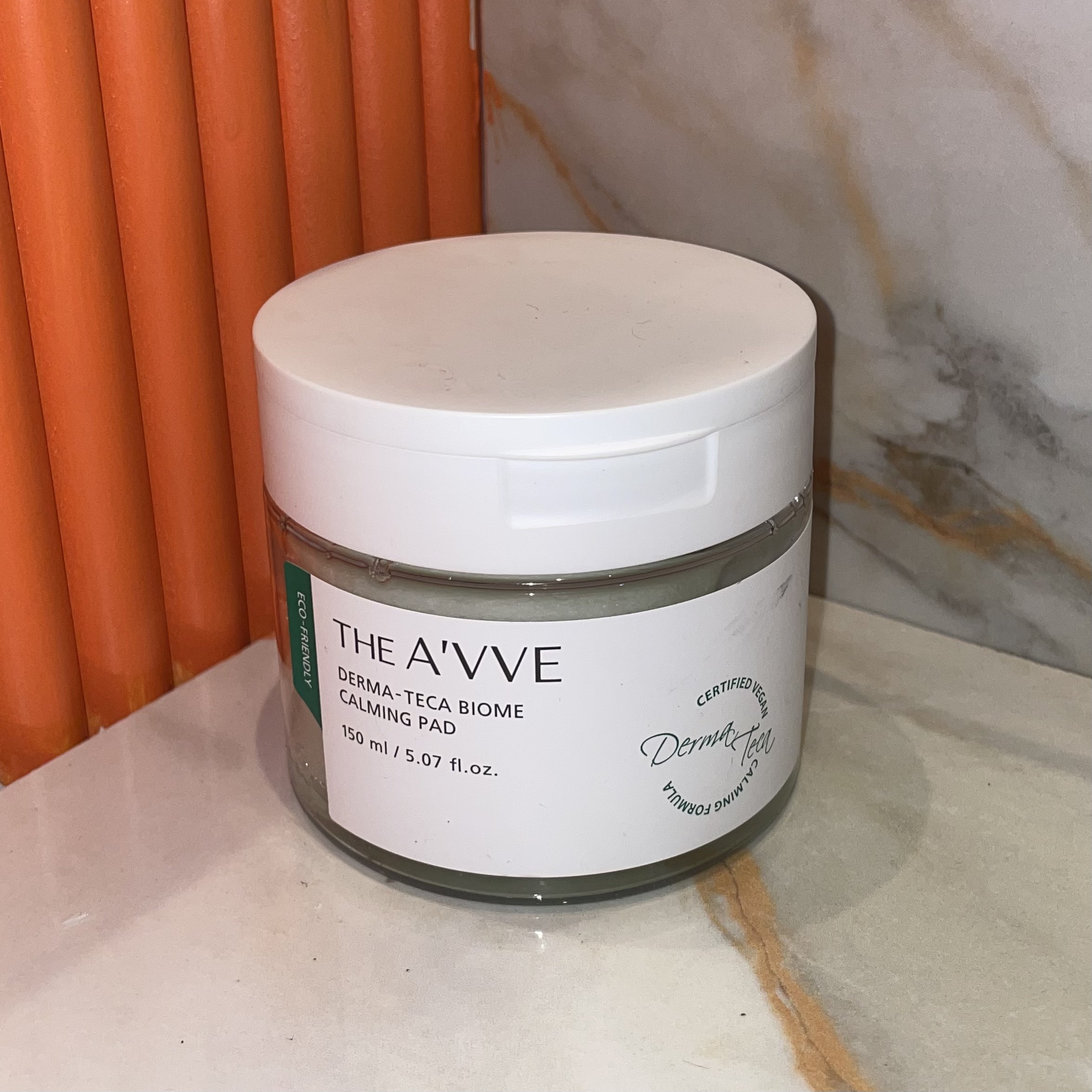 ダーマテカバイオーム
カーミングパット🍃

低刺激のパッドで角質除去と肌のキメを整えて肌に残った老廃物をしっかり除去してくれます💕

ダーマクレラとテカバイオーム成分とAHAとLHA成分が入っているのでニキビができてもすぐに治せちゃいま