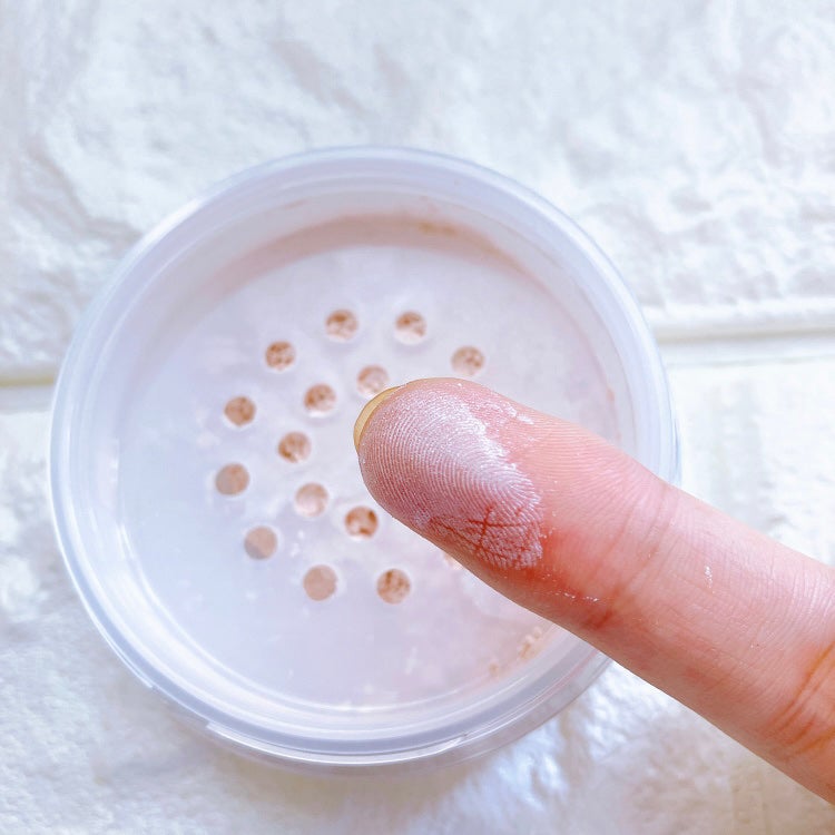 シルキールースモイストパウダー/キャンメイク/ルースパウダーを使ったクチコミ(4枚目)