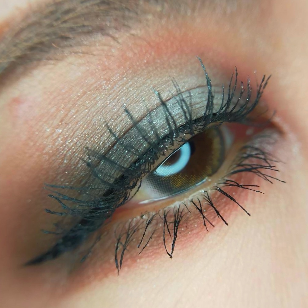 パウダー キス アイシャドウ/M・A・C/単色アイシャドウを使ったクチコミ（2枚目）