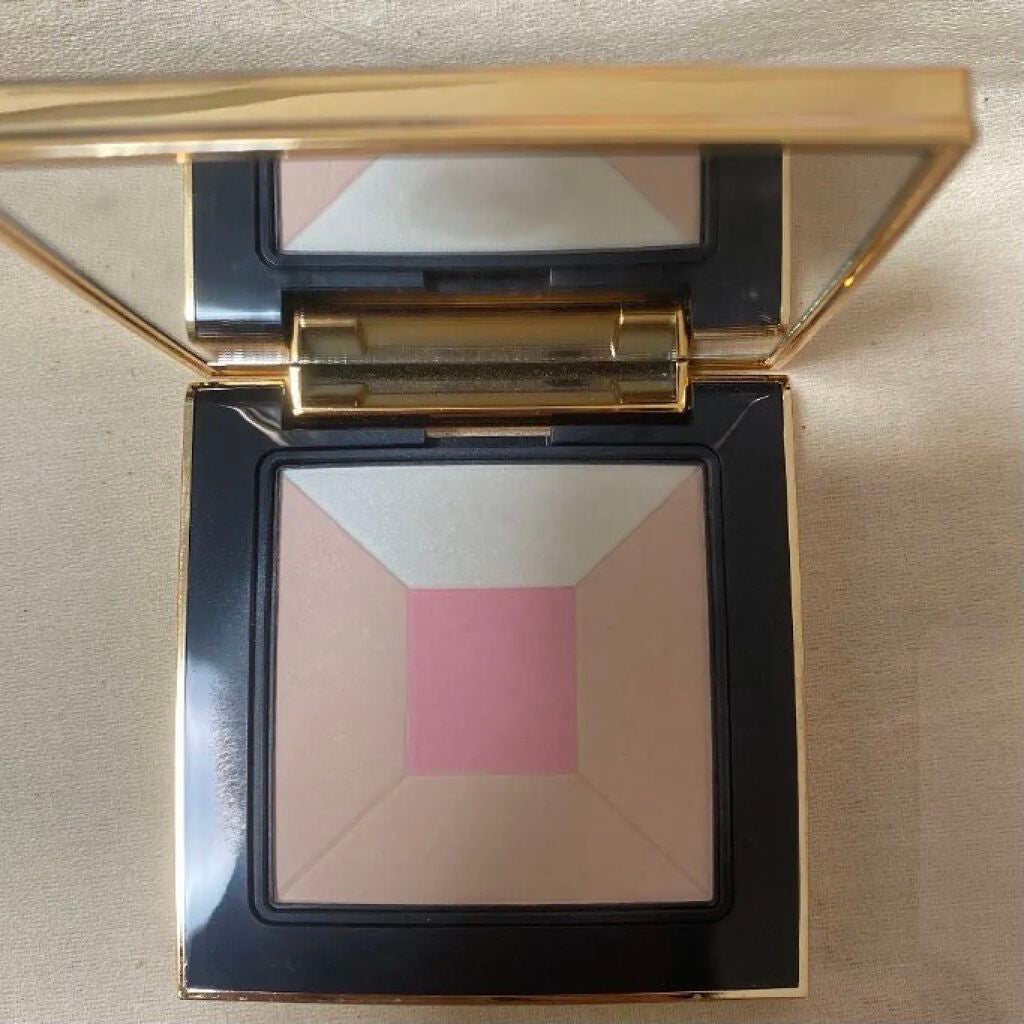 トランスルーセント プレストパウダー/Amplitude/プレストパウダーを使ったクチコミ(1枚目)