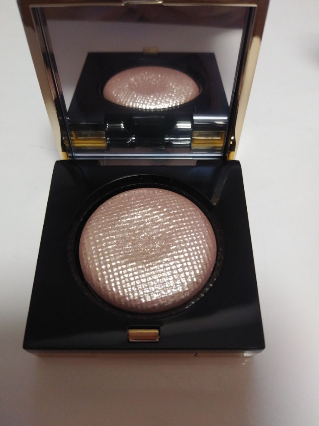 アディクション ザ アイシャドウ/ADDICTION/単色アイシャドウを使ったクチコミ(1枚目)