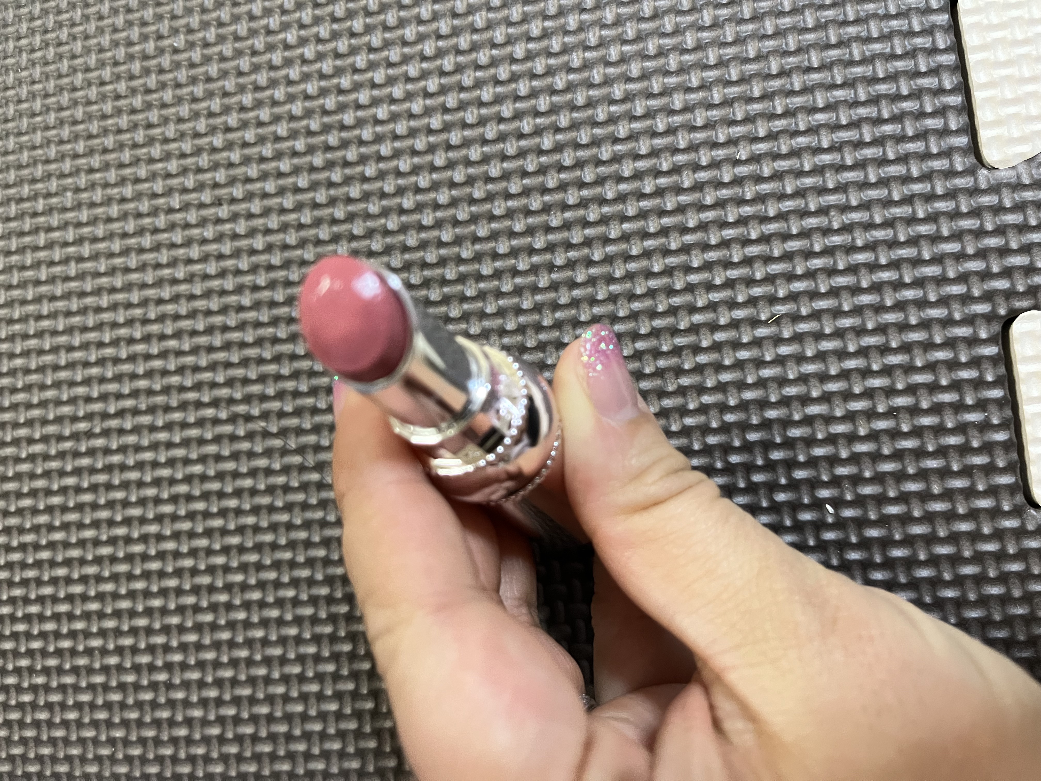 ジルスチュアート リップグロウ セラムバーム 06 rose voyage/JILL STUART/リップバームを使ったクチコミ（3枚目）