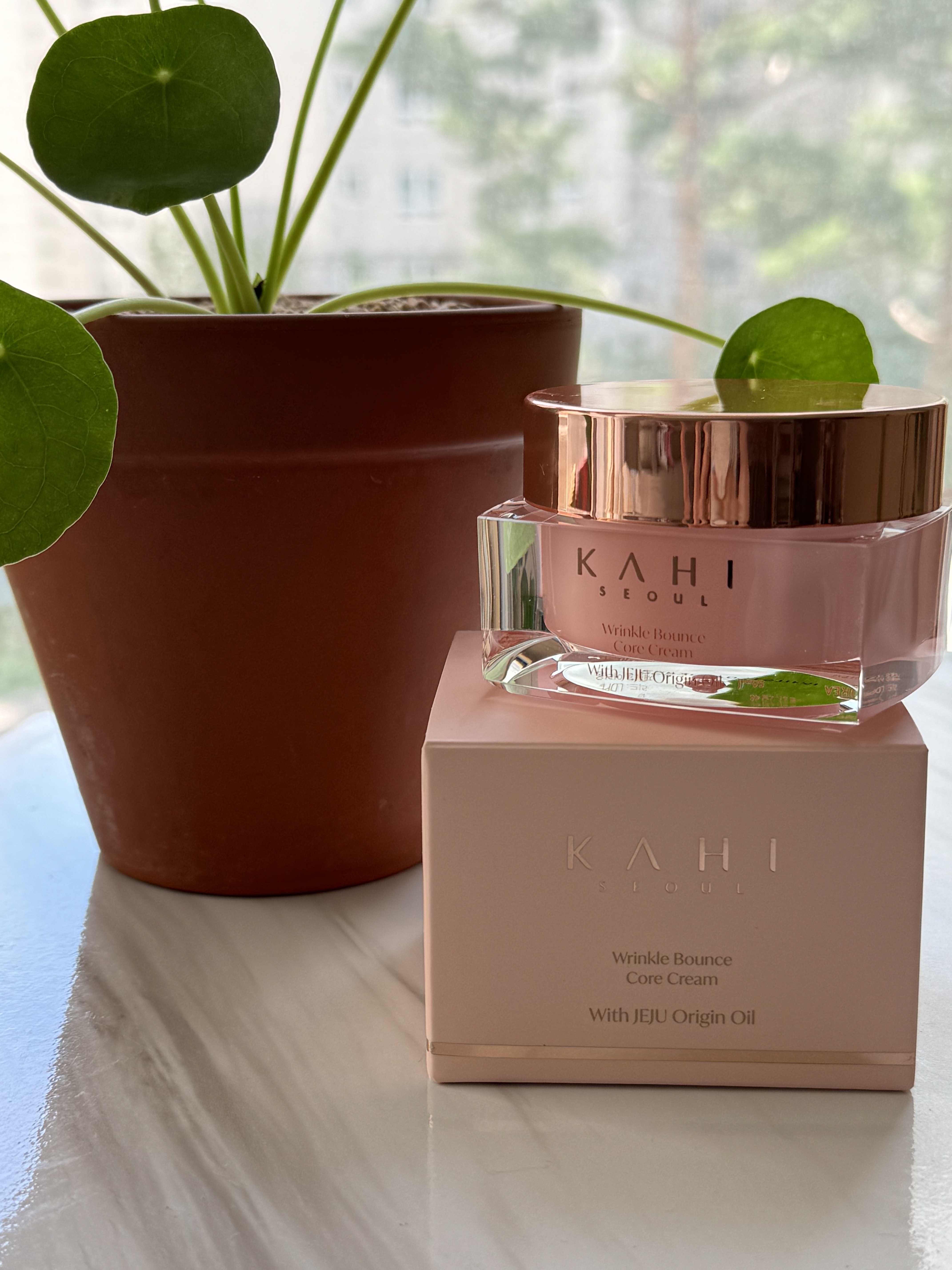 WRバウンスコアクリーム/KAHI/フェイスクリームを使ったクチコミ（1枚目）