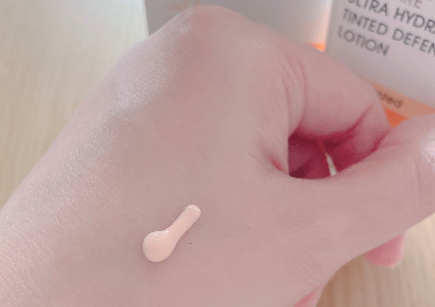 サンスクリーン+モイスト(色付き)<日焼け止め>/DR.WU/日焼け止めローションを使ったクチコミ(2枚目)