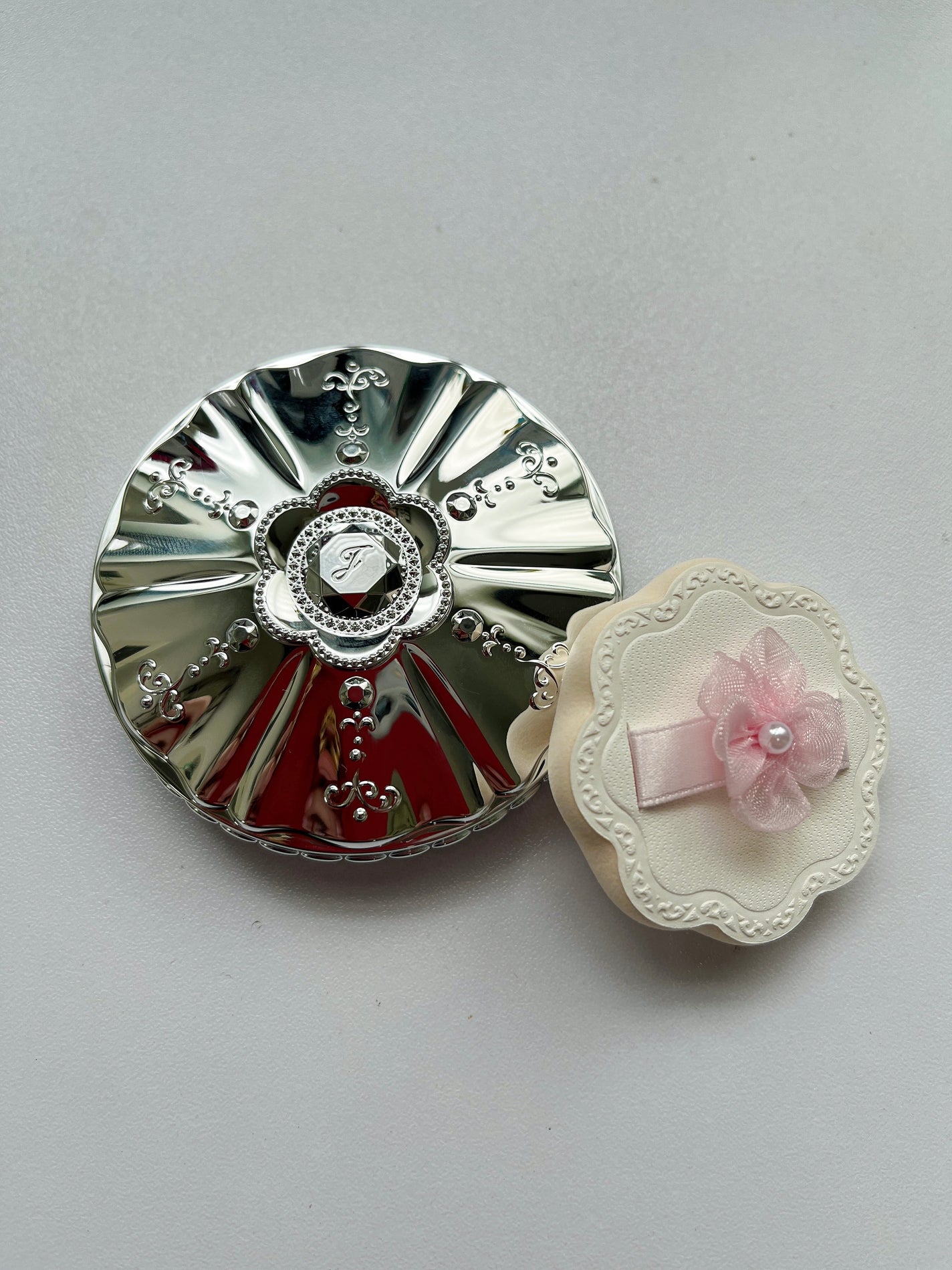 ジルスチュアート パステルペタル ブラッシュ/JILL STUART/パウダーチークを使ったクチコミ(5枚目)