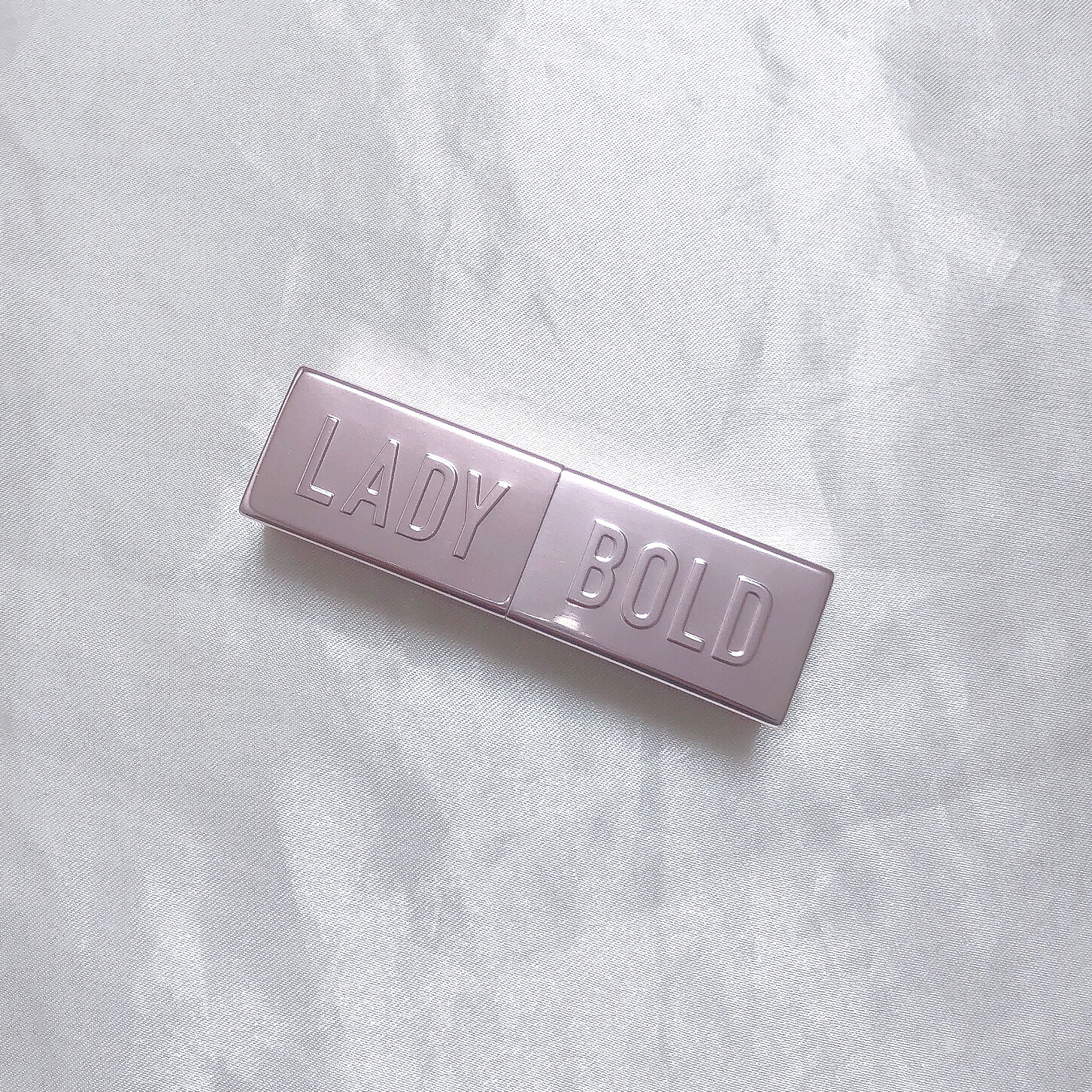 Too Faced レディ ボールド リップスティックのクチコミ「‎𓊆 甘くとろける肌なじみモーヴ 𓊇





こんばんは 𓂅

𝔲𝔯𝔲です ‪𓂃 𓈒𓏸 

.....」（3枚目）