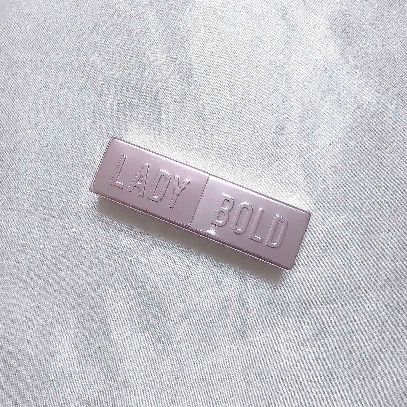 レディ ボールド リップスティック/Too Faced/口紅を使ったクチコミ(3枚目)