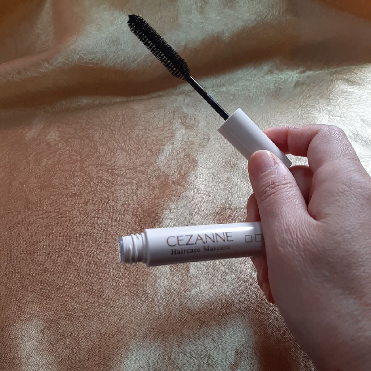 ヘアケアマスカラ/CEZANNE/ヘアジェルを使ったクチコミ(2枚目)