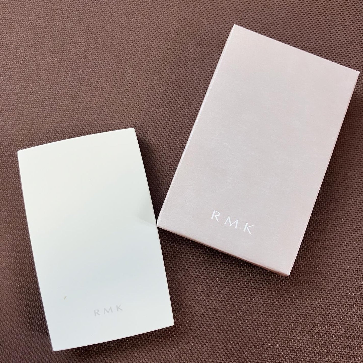 RMK シルクフィットフェイスパウダー/RMK/プレストパウダーを使ったクチコミ(3枚目)