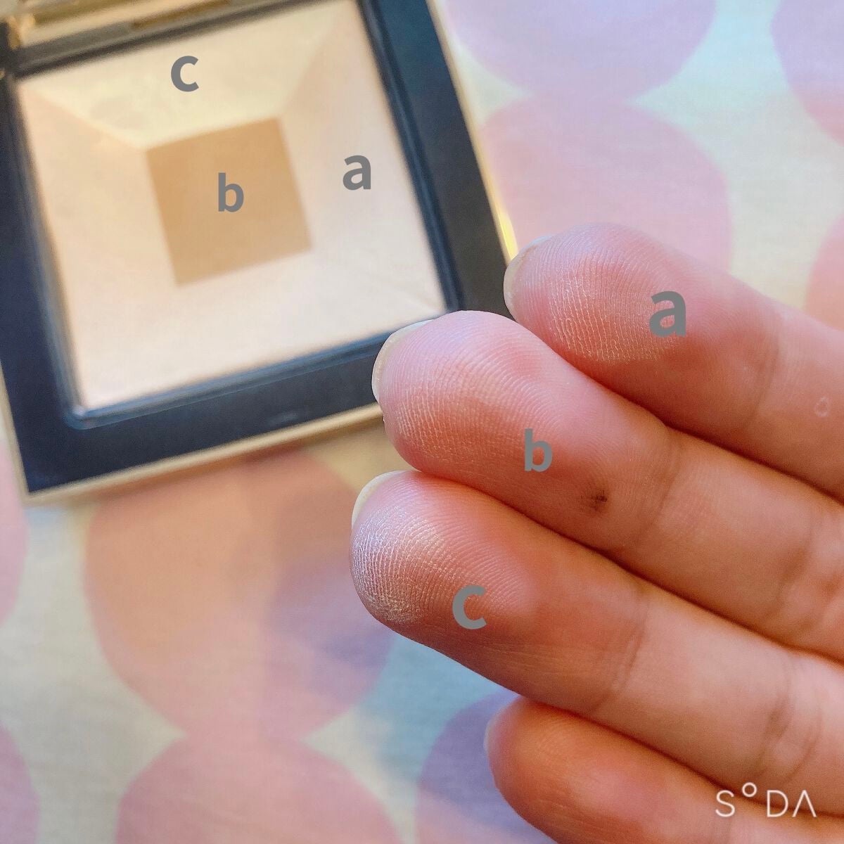 トランスルーセント プレストパウダー/Amplitude/プレストパウダーを使ったクチコミ(3枚目)