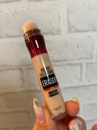 MAYBELLINE NEW YORK インスタント コンシーラーのクチコミ「探し求めていたコンシーラーに出会えました。アラフィフの下まぶたのトラブルなんで、そんな甘くはあ.....」（2枚目）