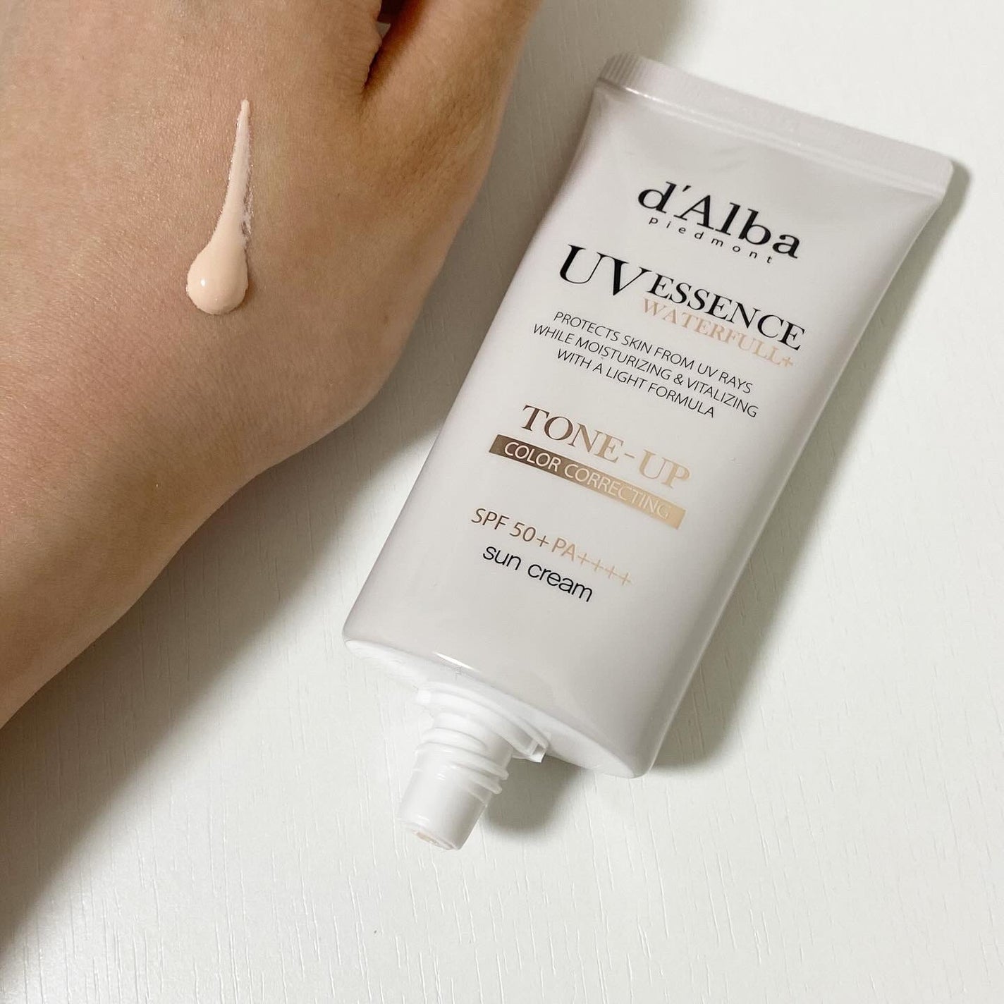 ウォータフルトーンアップサンクリーム/ダルバ/日焼け止めクリームを使ったクチコミ(3枚目)
