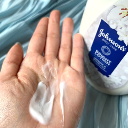 バイブラント ラディアンス アロマミルク/ジョンソンボディケア/ボディミルクを使ったクチコミ(4枚目)