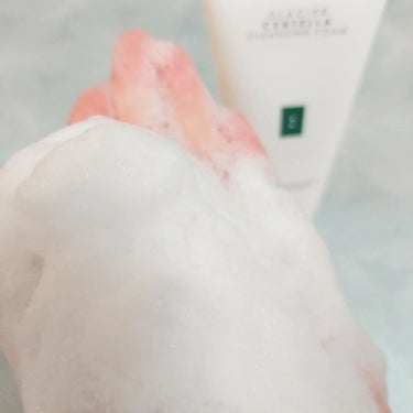 GLACIER CENTELLA CLEANSING FOAM/feelxo/クレンジングクリームを使ったクチコミ（3枚目）