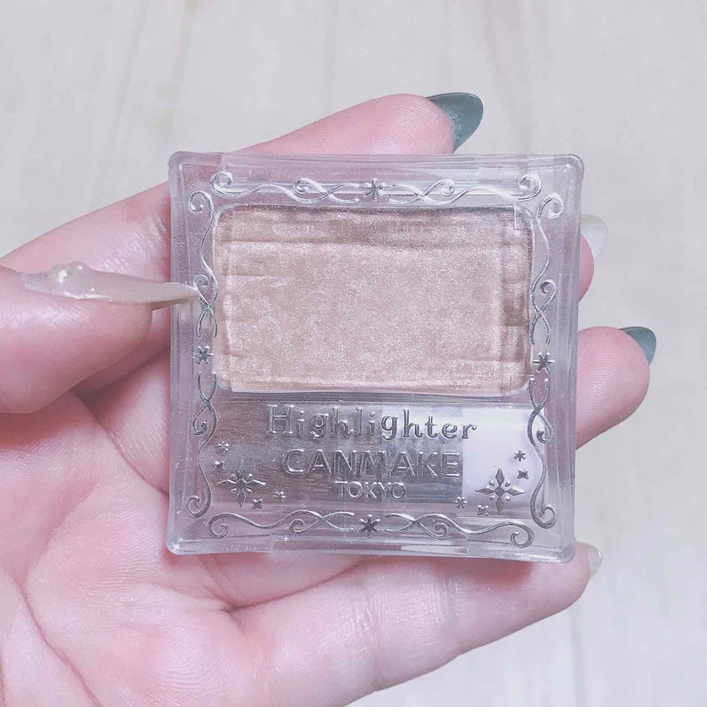 ハイライター/キャンメイク/パウダーハイライトを使ったクチコミ(1枚目)