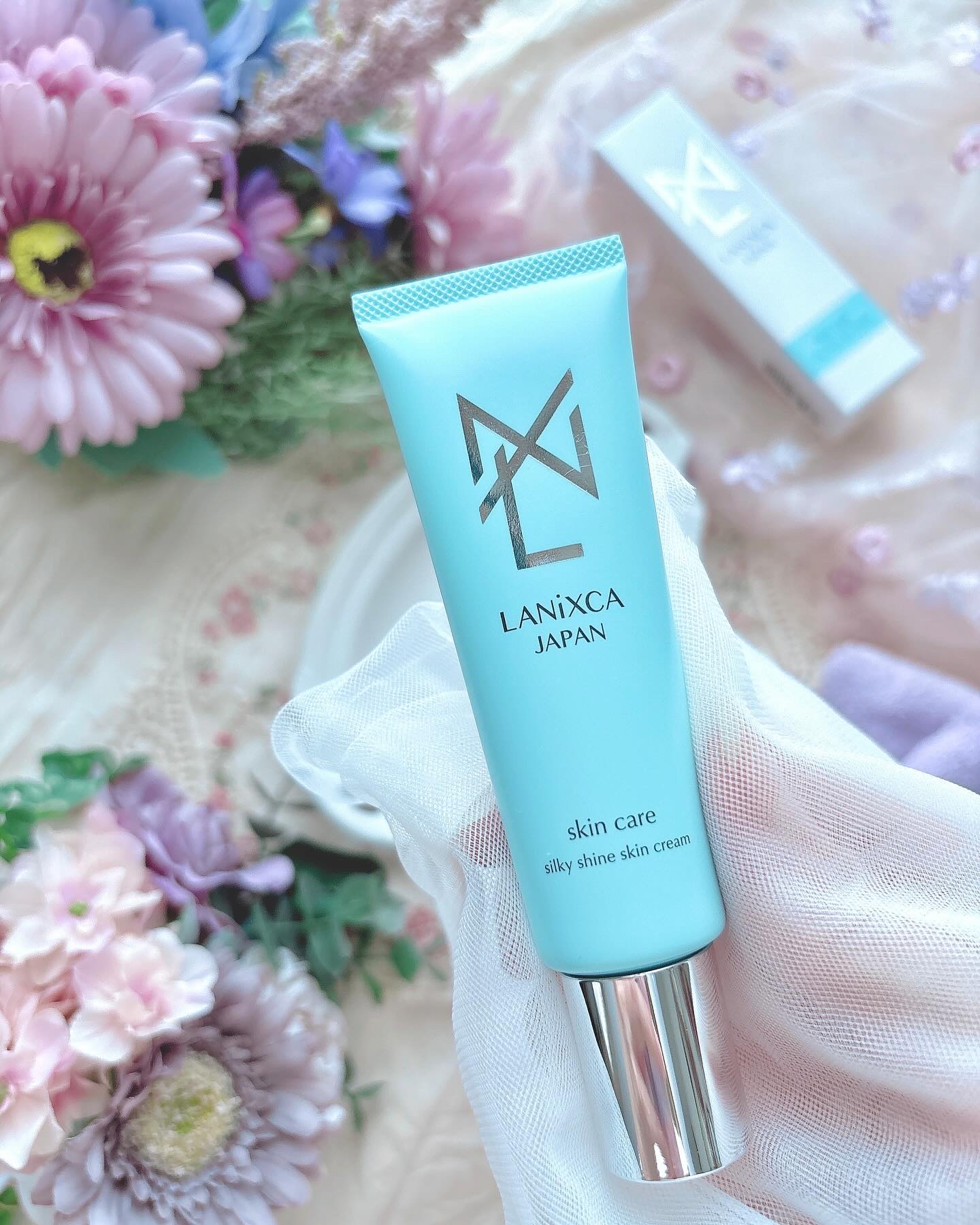 シルキーシャインスキンクリーム / LANiXCA