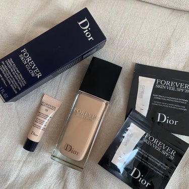 ディオールスキン フォーエヴァー フルイド グロウ/Dior/リキッドファンデーションを使ったクチコミ（2枚目）