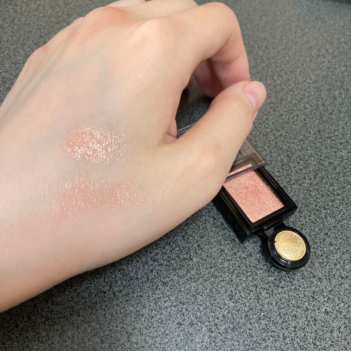 シャドーカスタマイズ (フローティング)/MAJOLICA MAJORCA/単色アイシャドウを使ったクチコミ(4枚目)