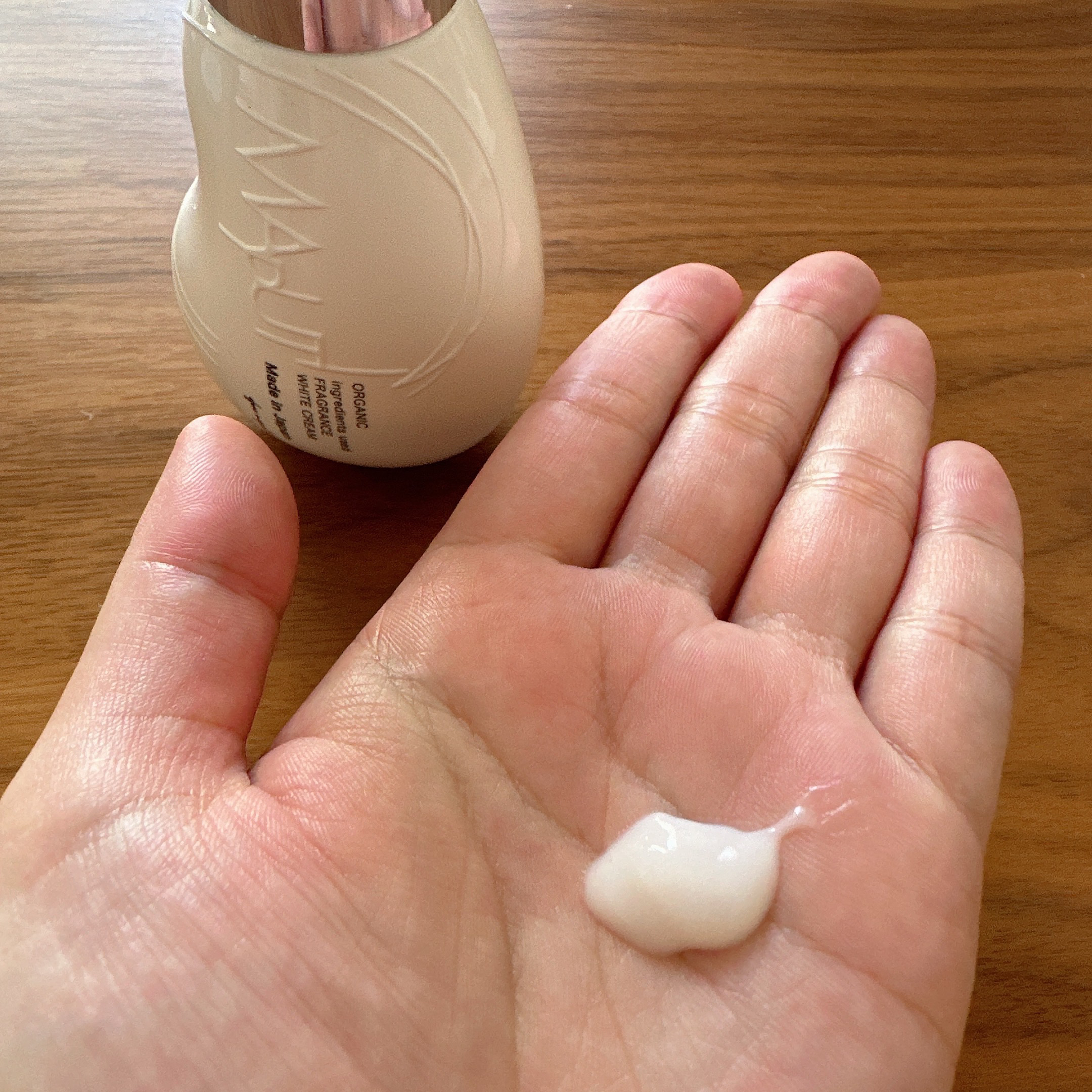 オーガニックフレグランスホワイトクリーム/MAPUTI/デリケートゾーンケアを使ったクチコミ（3枚目）