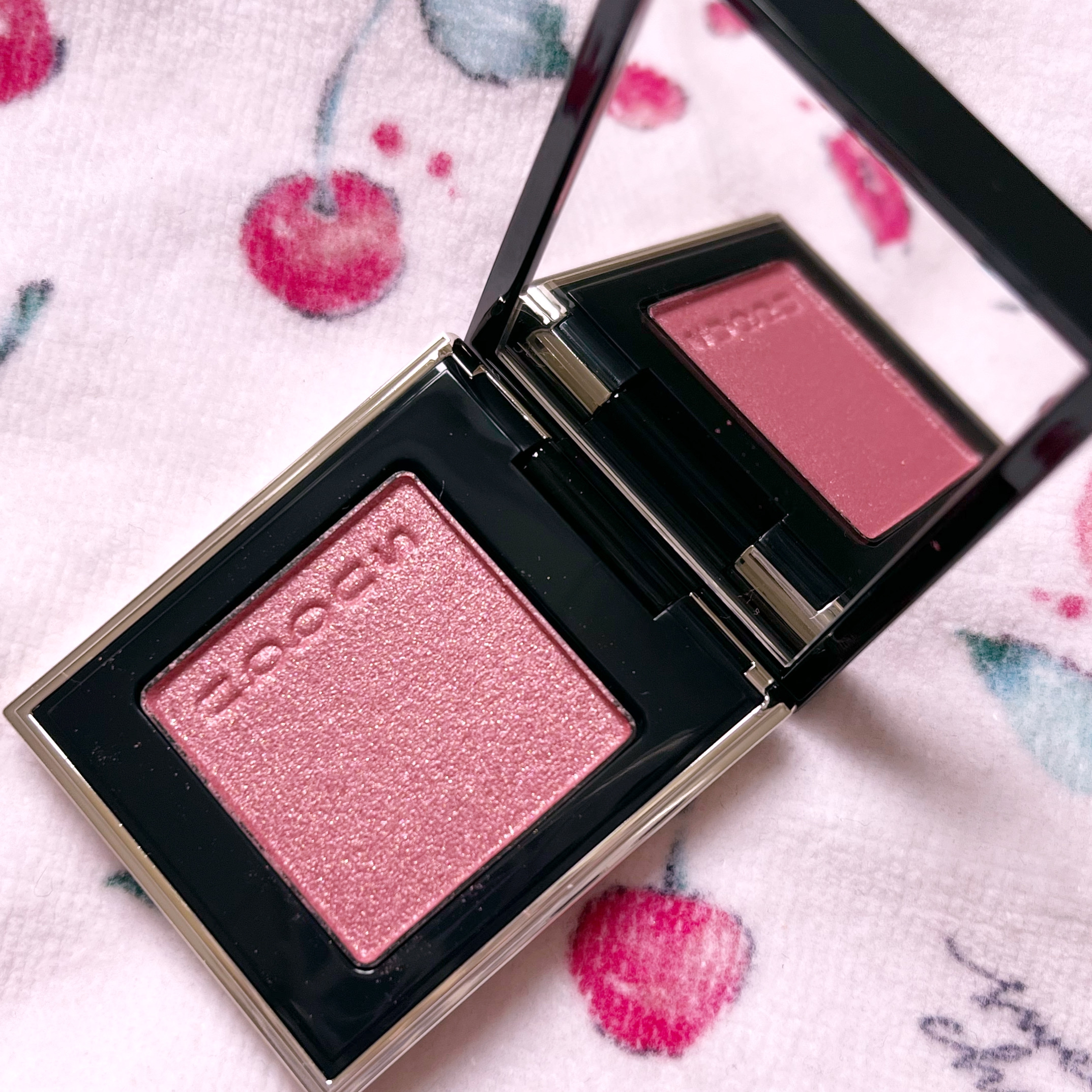 トーン タッチ アイズ 10 繚華 -RYOUKA/SUQQU/単色アイシャドウを使ったクチコミ（2枚目）