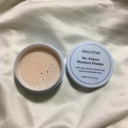 ノーセバム モイスチャーパウダー/innisfree/プレストパウダーを使ったクチコミ(3枚目)