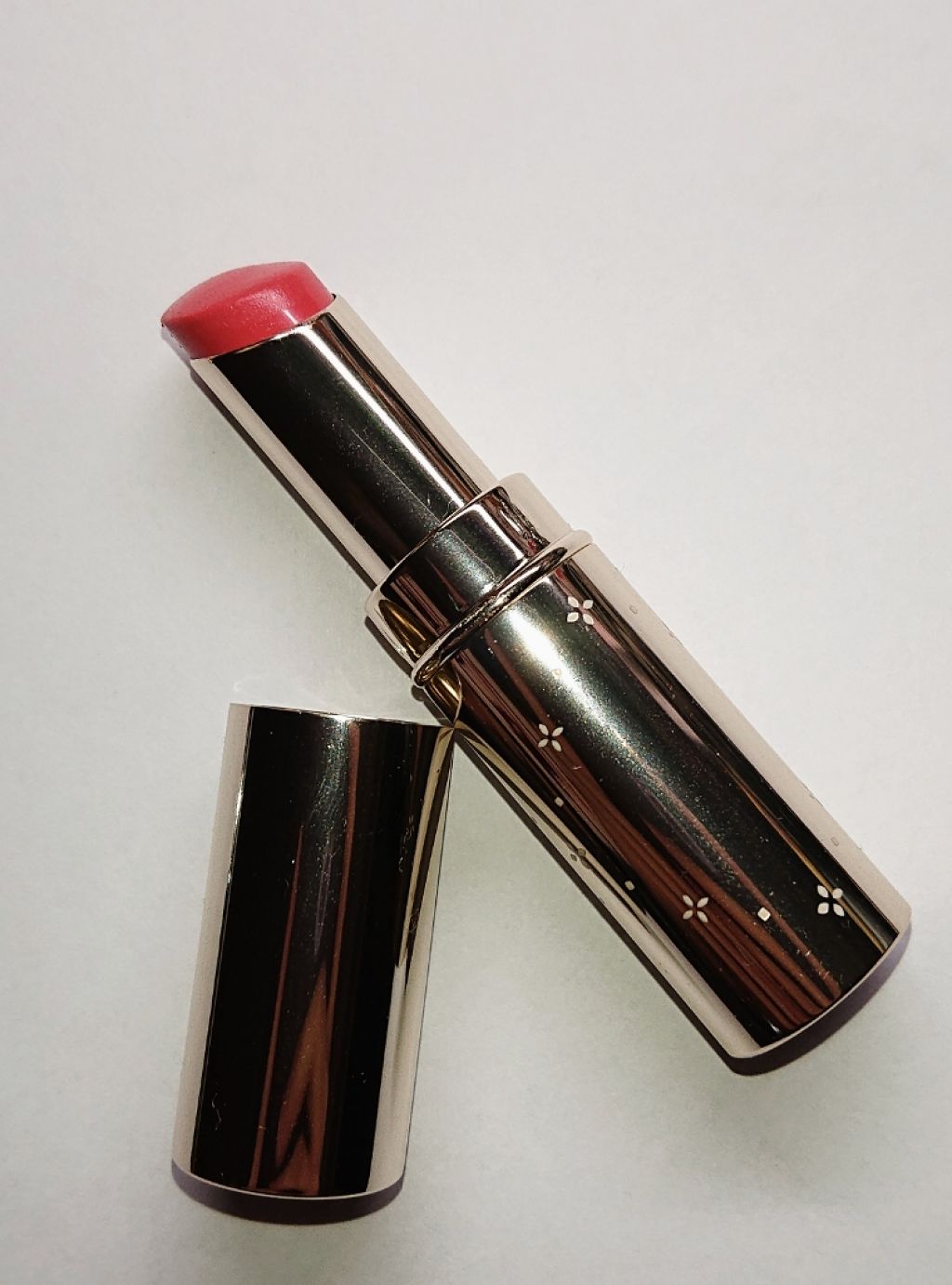 プラチナム 顔色アップ ラスティングルージュ/エルシア/口紅を使ったクチコミ(1枚目)