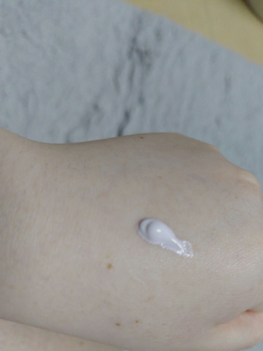 ブライトピュアベースCC フィルターホワイト/CandyDoll/CCクリームを使ったクチコミ（2枚目）