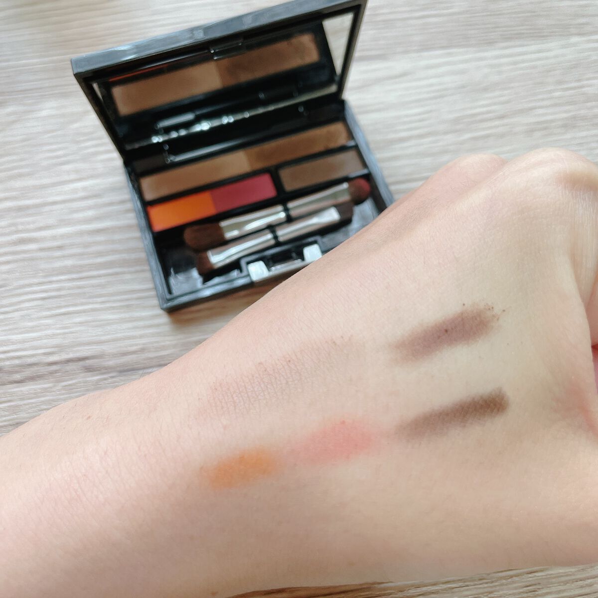 アイブロウ クリエイティブパレット/IPSA/パウダーアイブロウを使ったクチコミ(2枚目)