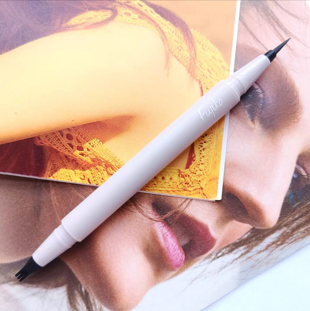 仕込みアイライナー  05 共存グレー/Fujiko/リキッドアイライナーを使ったクチコミ（1枚目）