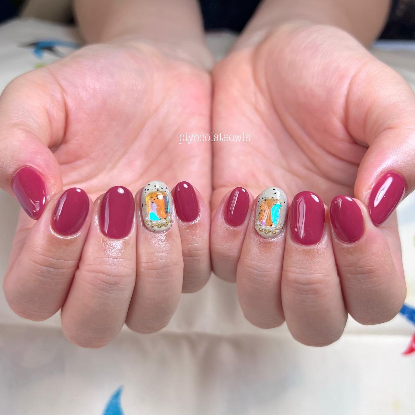 ぴよこれいと あうるす on LIPS 「作った色味が可愛過ぎた…🥹🖤シンプルなのにストーンがキュートで..」(2枚目)