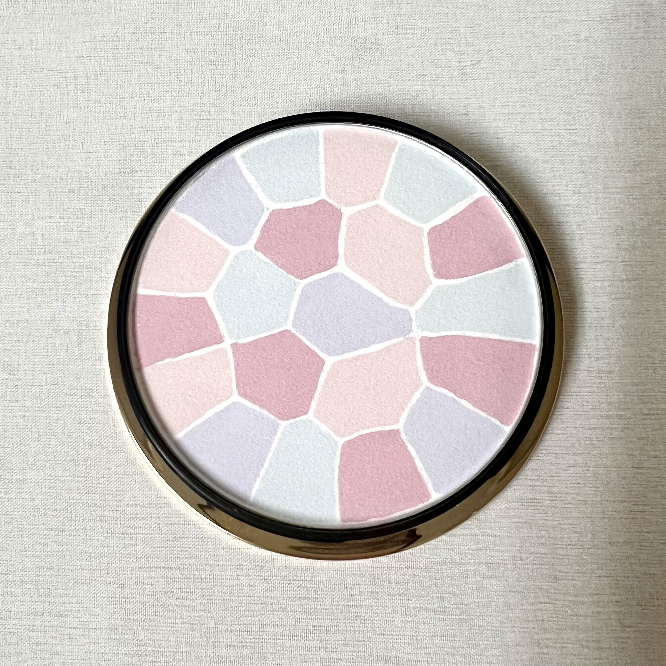 エレガンス ラ プードル オートニュアンス リクスィーズ/Elégance/プレストパウダーを使ったクチコミ（3枚目）