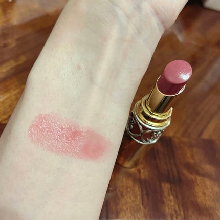ルージュ ヴォリュプテ シャイン No.162 パルシング ローズヒップ/YVES SAINT LAURENT BEAUTE/口紅を使ったクチコミ(2枚目)