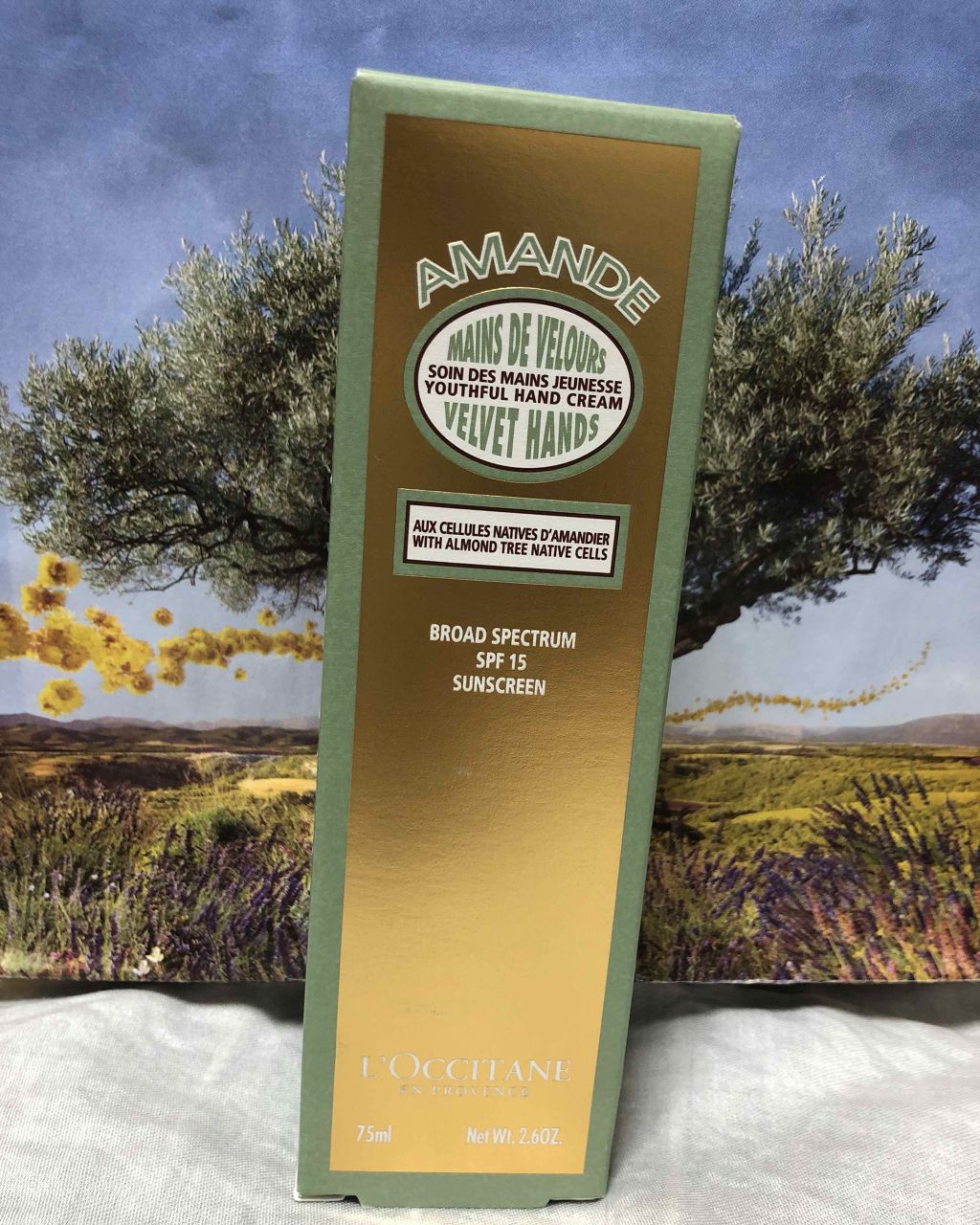 アマンドロイヤル ハンド＆アーム SPF15/PA++/L'OCCITANE/ハンドクリームを使ったクチコミ（1枚目）